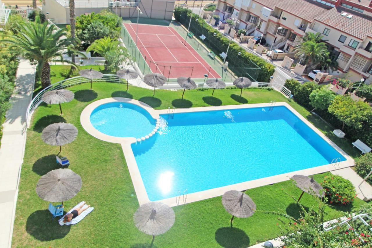 1A Linea Playa San Juan. Vistas. Piscina. Bbq. Gym Διαμέρισμα El Campello Εξωτερικό φωτογραφία